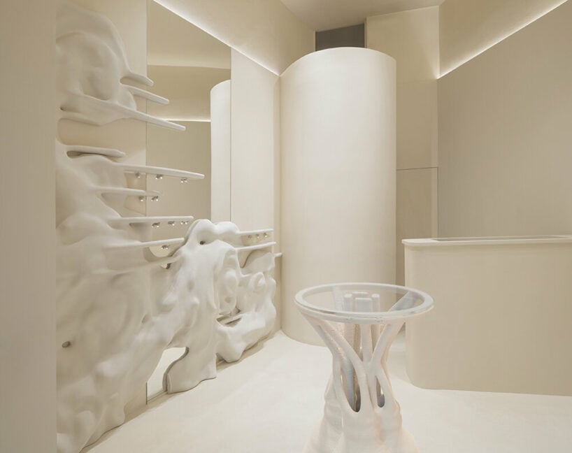External Reference Creates Organic 3D-Printed Displays for La Manso Store in Barcelona