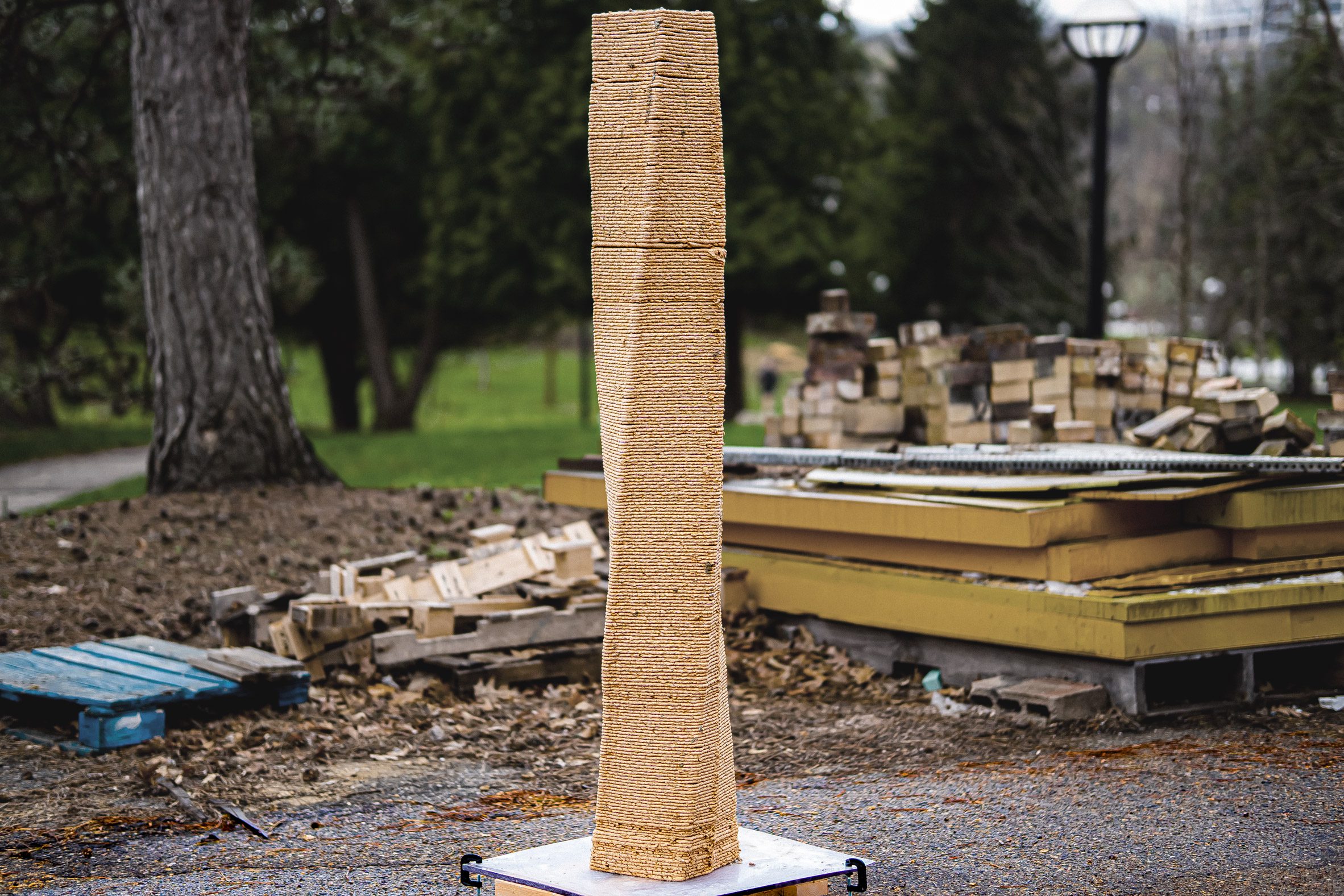 university-of-michigans-dart-lab-creates-biodegradable-concrete-casts-using-sawdust University of Michigan's DART Lab creates biodegradable concrete casts using sawdust