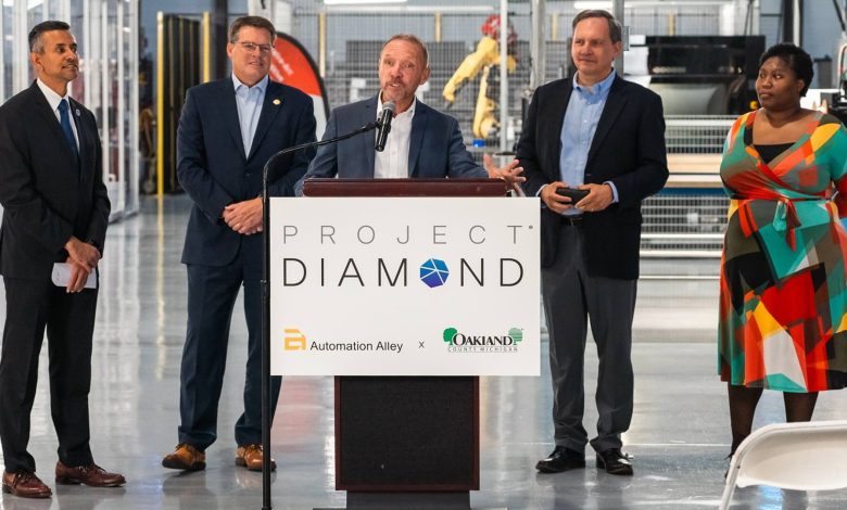 project-diamond-opens-new-digital-transformation-center Project DIAMOnD Opens New Digital Transformation Center