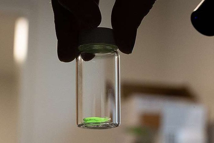 University of Oregon Researchers 3D Print Fluorescent Structures