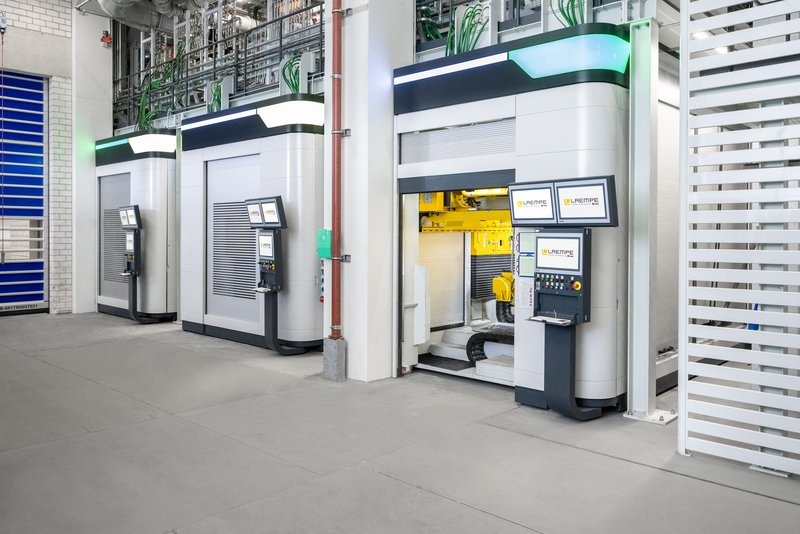 bmw-installs-3d-printers-for-new-car-production-2 BMW Installs 3D Printers for New Car Production