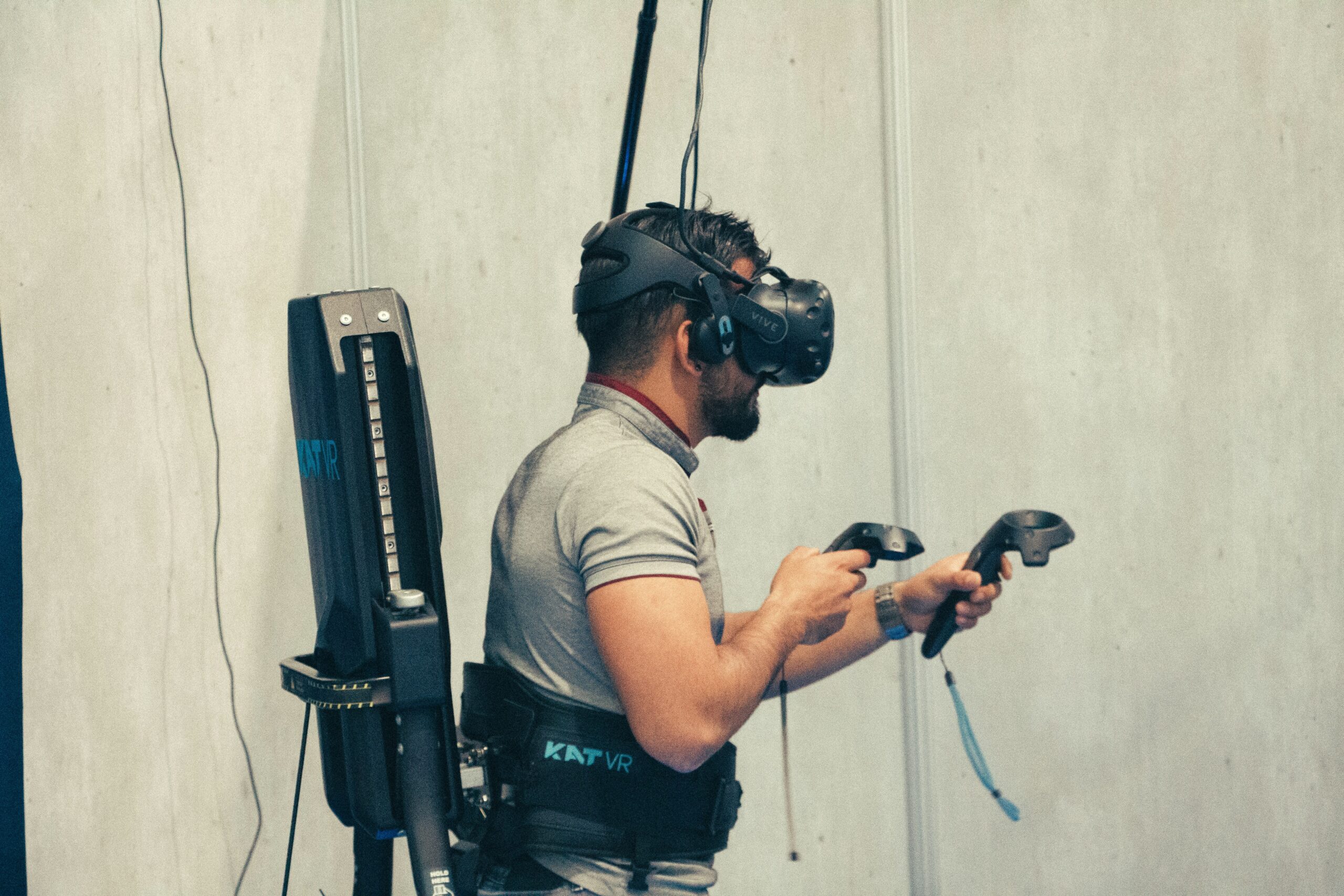 Google Invests $250 Million into HTC VIVE to Support Android XR Ecosystem